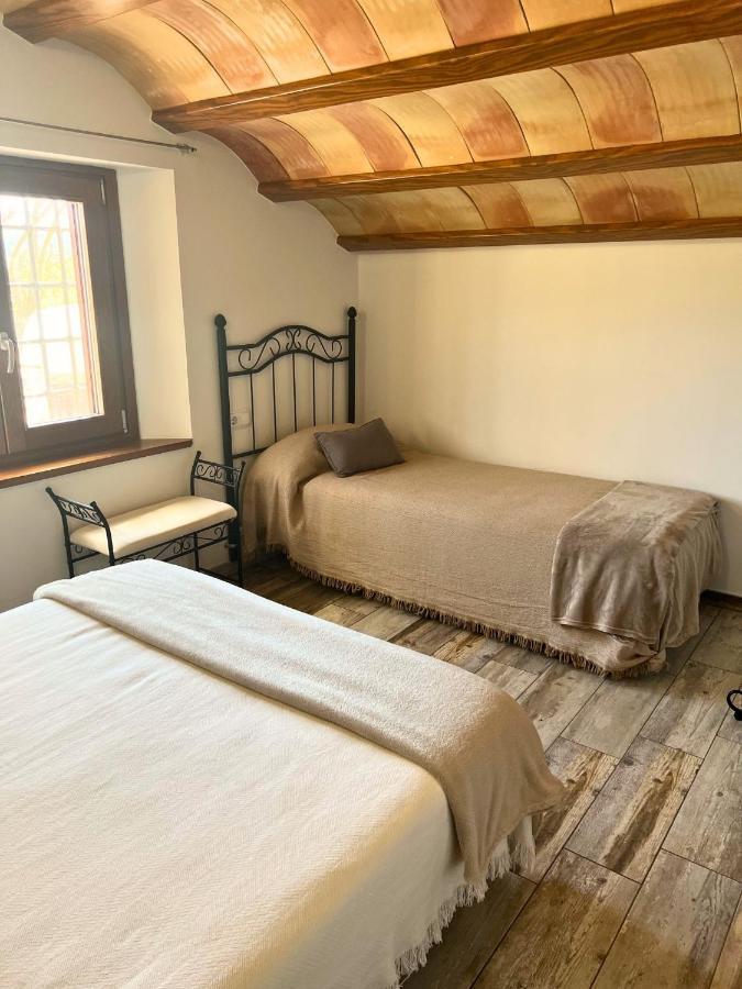 Gasthaus Mas Segart Santa María de Palautordera Exterior foto